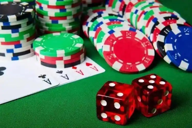 wjevo apk game lobby interface showing live casino and slot categories on mobile